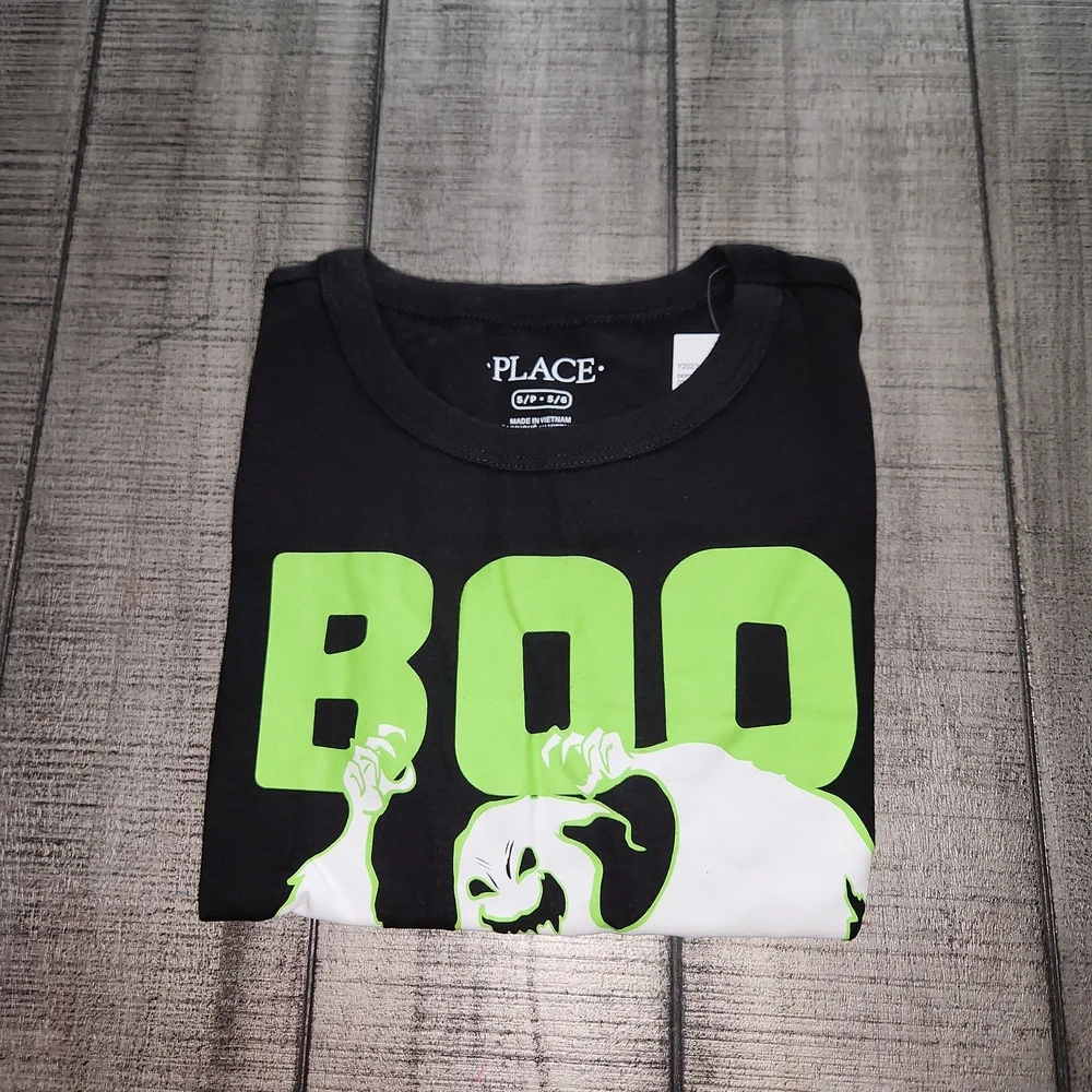 NWT The Children's Place Glow-in-the-Dark T-Shirt
